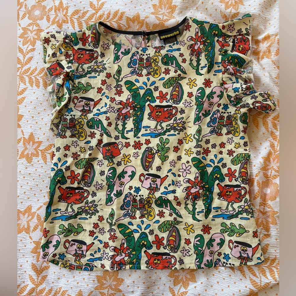 Nooworks Flutter Sleeve Top in Bug Out Print